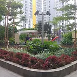 Modern And Comfortable Studio Apartment Springlake Summarecon Near Summarecon By Travelio