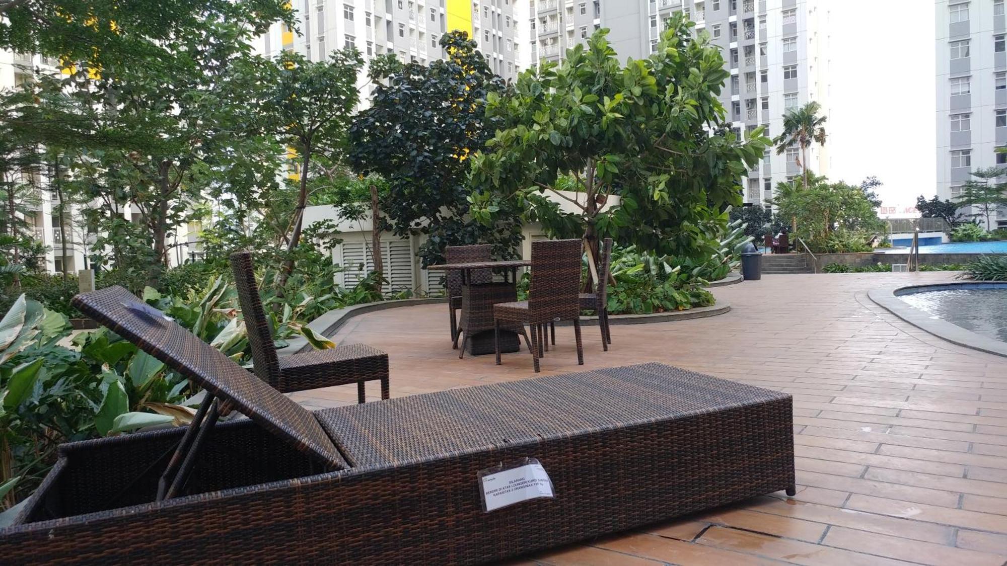 Modern And Comfortable Springlake Summarecon Near Summarecon By Travelio Bekasi
